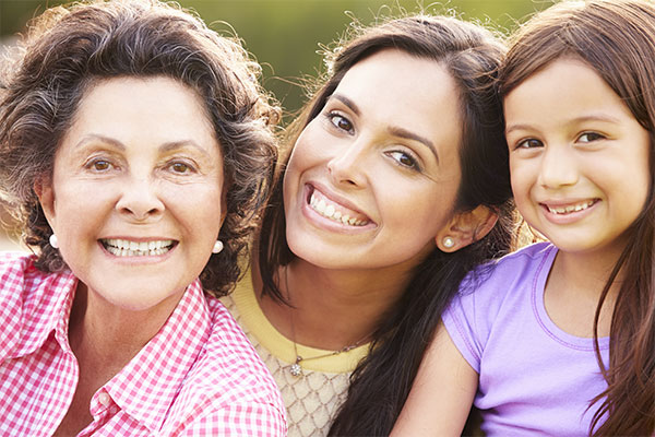 About grandma-mom-daughter-600x400-1