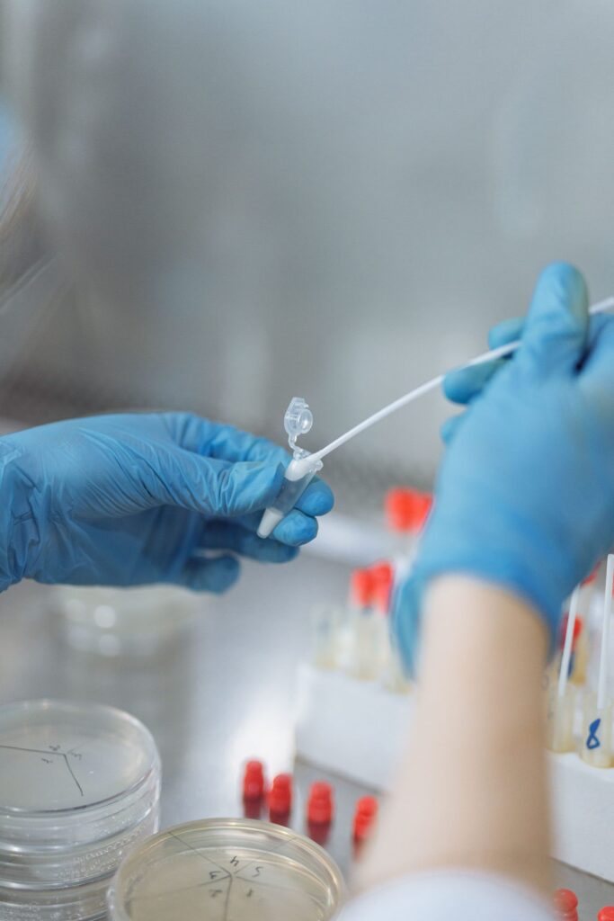 handling-a-laboratory-sample
